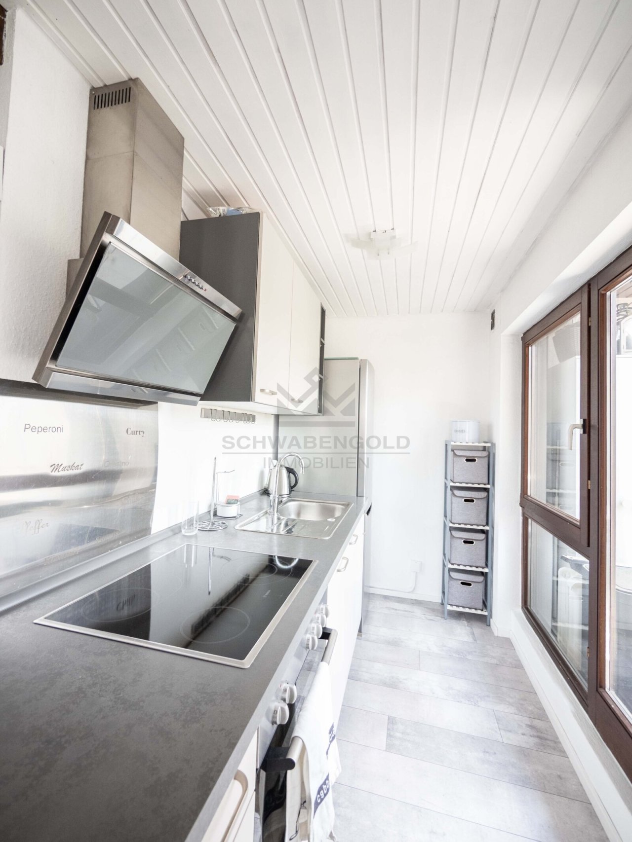* Über den Dächern von Stuttgart-Zuffenhausen: Maisonette-Wohnung mit Terrasse, Grünblick &amp; TG * (003-035) — Kochen